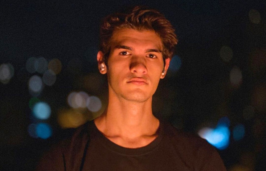 Παράλληλη Φοίτηση: Η Στρατηγική Επιλογή Ενός Φοιτητή για Μια Διαδρομή Επιτυχίας