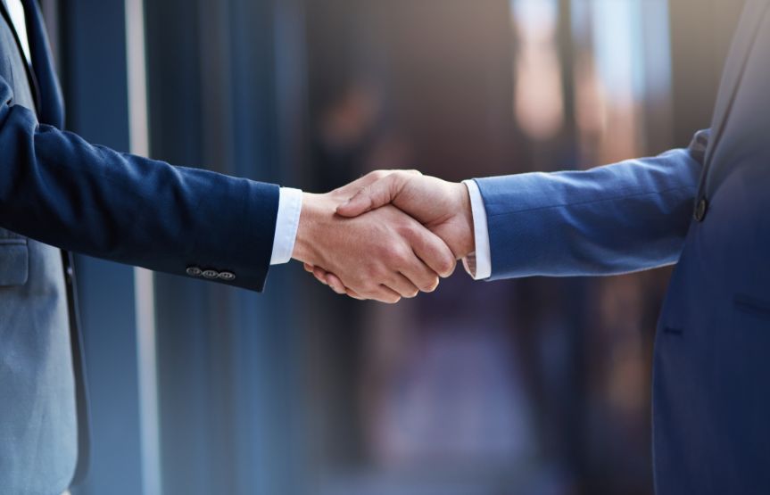 Σχολή Διοίκησης Επιχειρήσεων του New York College: Συνδυάζοντας Εκπαίδευση και Καινοτομία