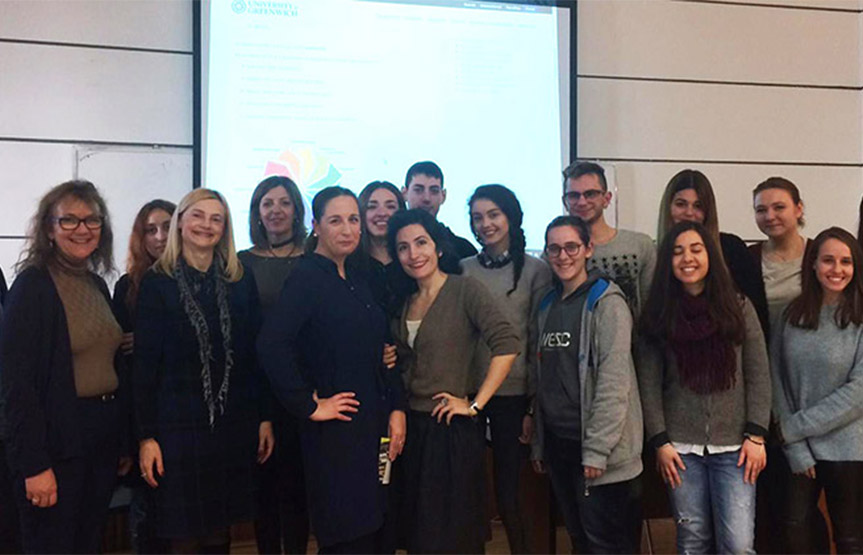 H Irene Barranco Garcia, Υπεύθυνη Συνεργασιών και Διευθύντρια Βιβλιοθήκης, επισκέφτηκε το New York College