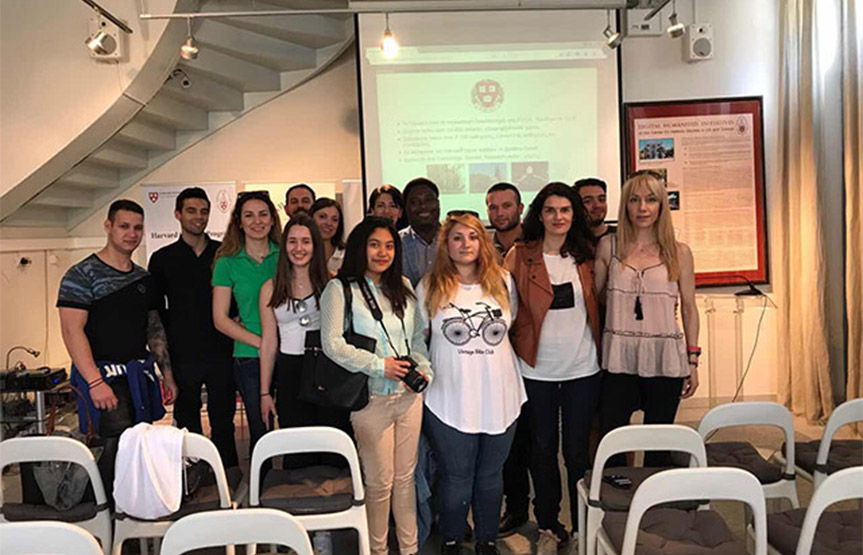 To New York College στο Κέντρο Ελληνικών Σπουδών του Πανεπιστημίου Harvard